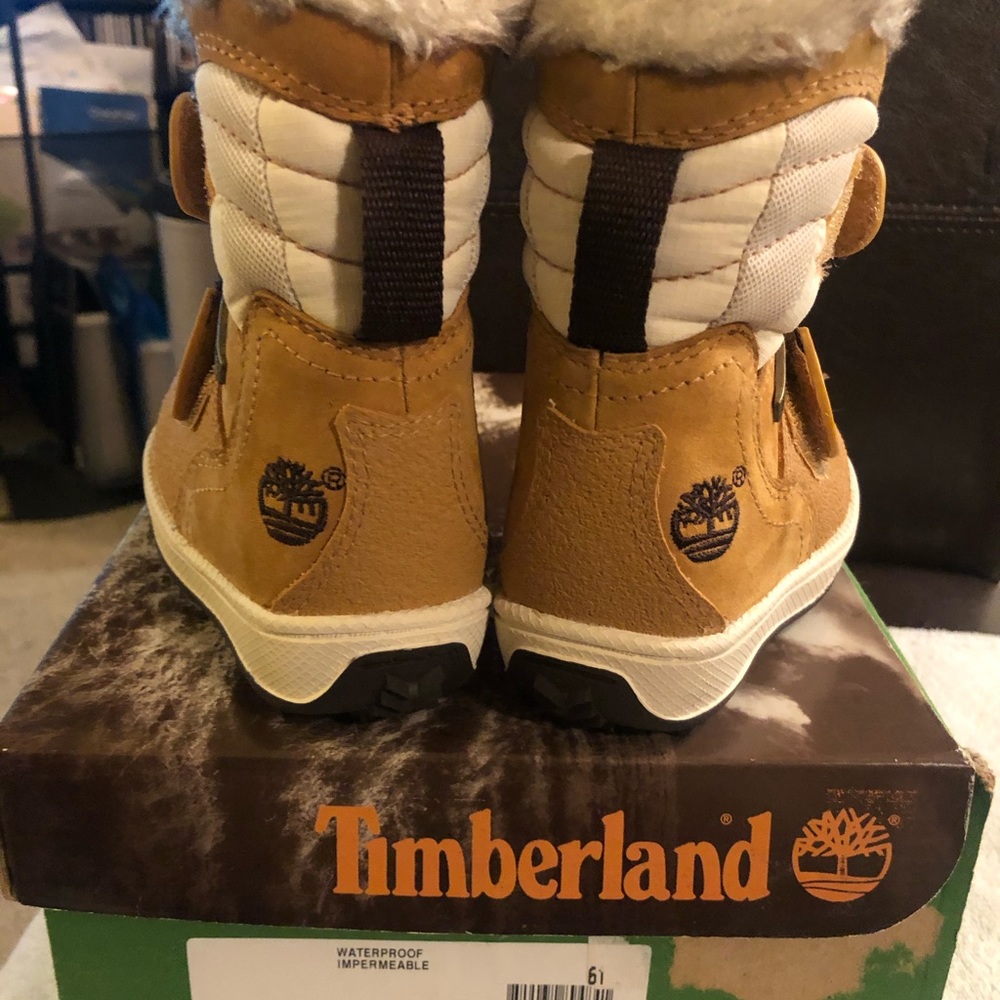 Timberland (4c) Snow Stomper Boot (wheat/Wht) - Picture 4 of 6